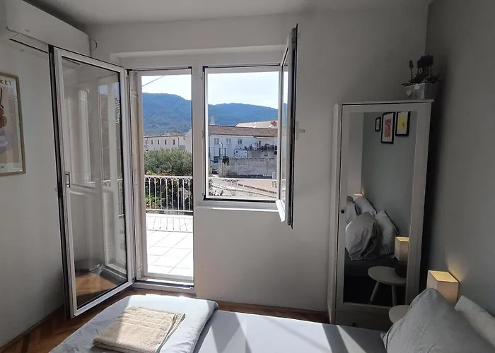 Oleas Hvar - Private Guest - 2 Min To Sea & Center