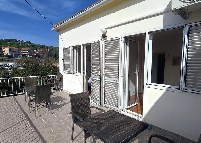 Kwatera prywatna Oleas Hvar - Private Guest - 2 Min To Sea & Center