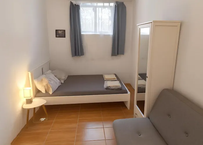 Oleas Hvar - Private Guest - 2 Min To Sea & Center Kwatera prywatna *